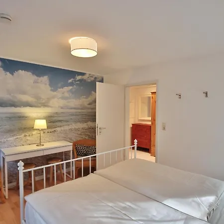 Haus Zur Apotheke Ferienappartement Strandluft App 04