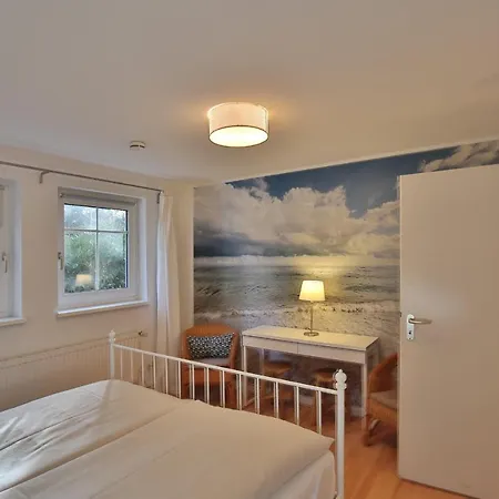 Haus Zur Apotheke Ferienappartement Strandluft App 04 Apartment